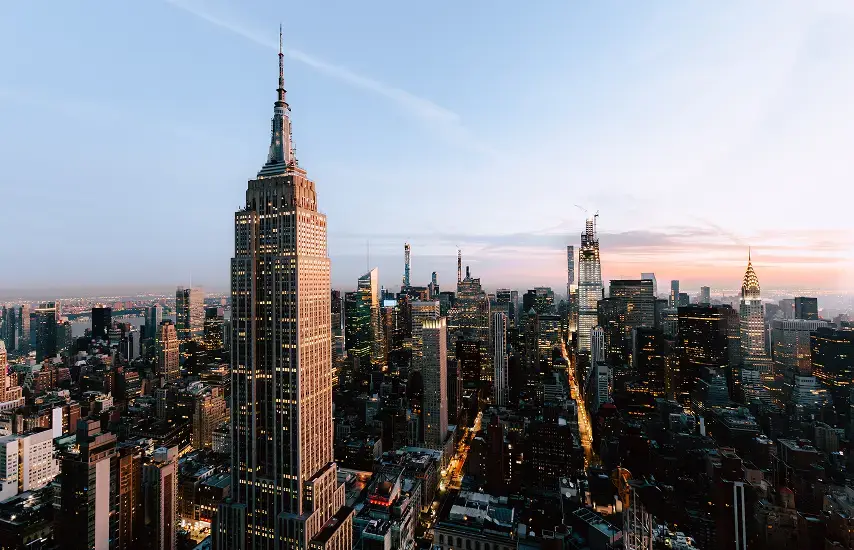 Horizon de New York au crépuscule